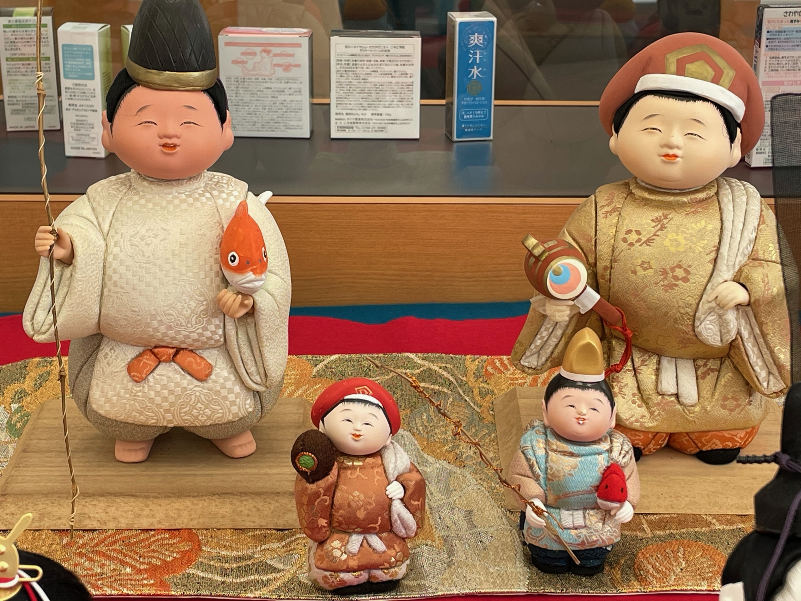 ●○ 東京木目込人形 / 七福神の恵比寿さんです。 K042-004 ハンドメイド・手芸 ○○ 東京木目込人形 / 七福神の恵比寿